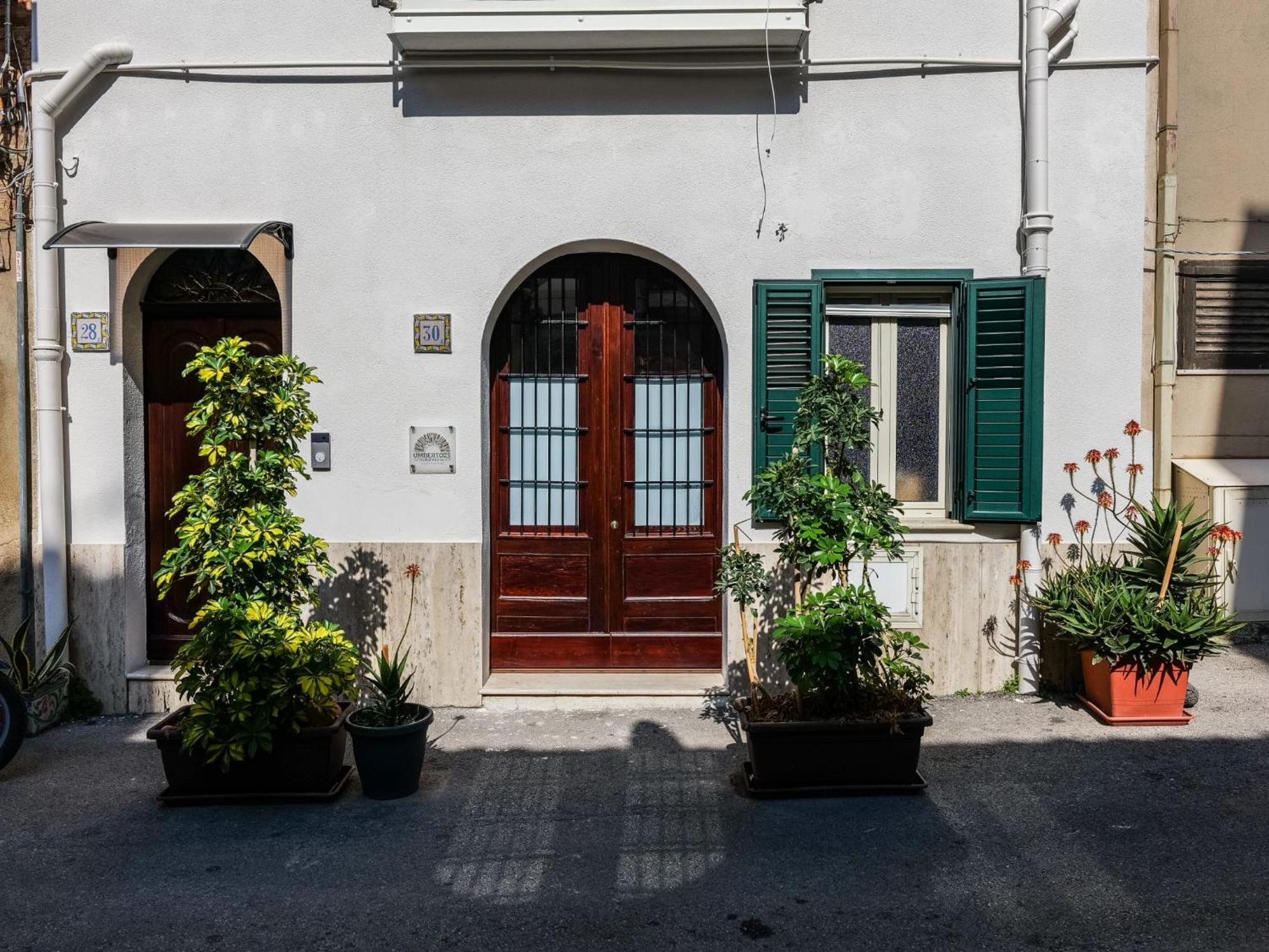 Umberto 25 Bed and Breakfast Santo Stefano di Camastra Esterno foto